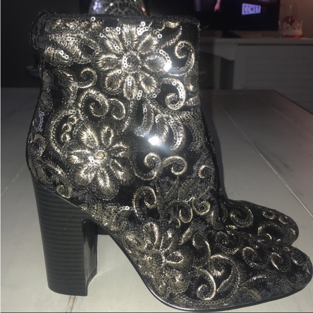 Guess sequin embroidered boots bootie
